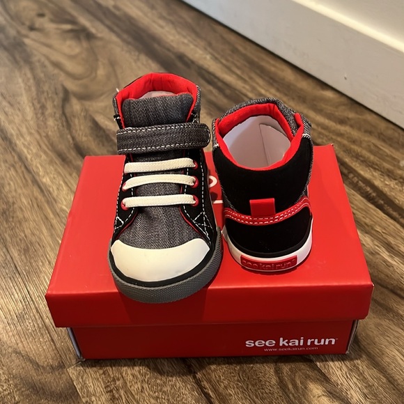 See Kai run Dane grey/denim black high top shoes - Picture 6 of 9